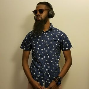 Men's Short Sleeve Button Up Shirt On The Road